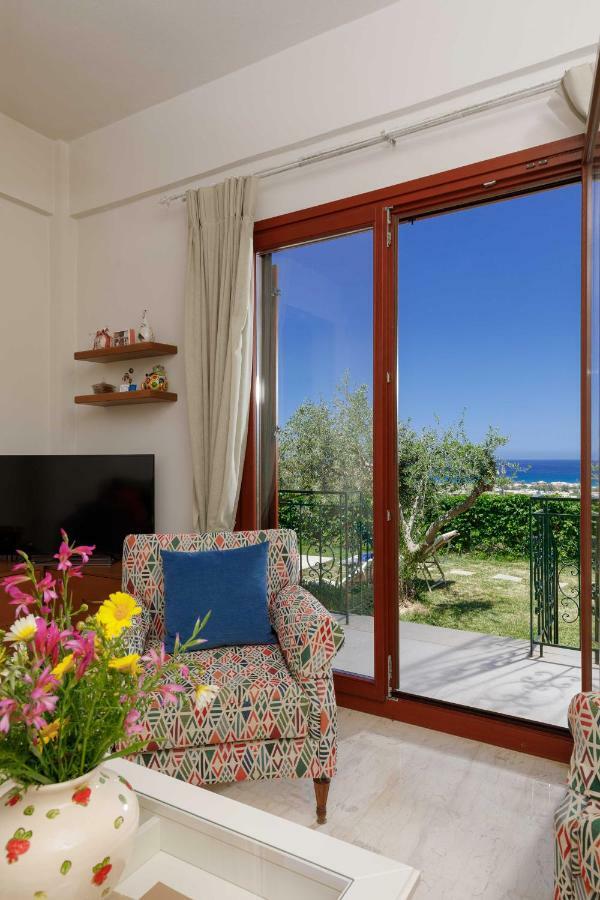 Lily'S Cottage Platanes  Ngoại thất bức ảnh