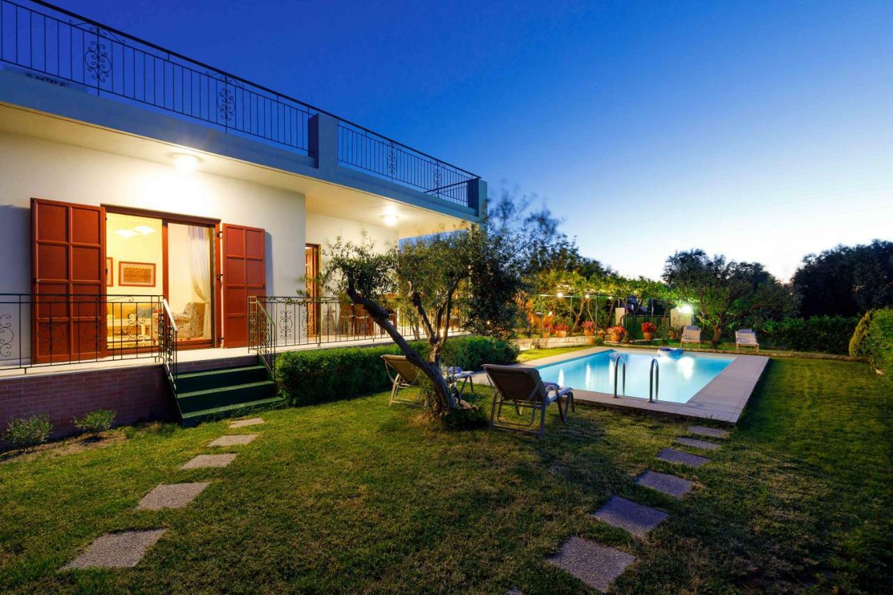 Lily'S Cottage Platanes  Ngoại thất bức ảnh