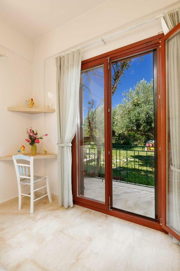 Lily'S Cottage Platanes  Ngoại thất bức ảnh