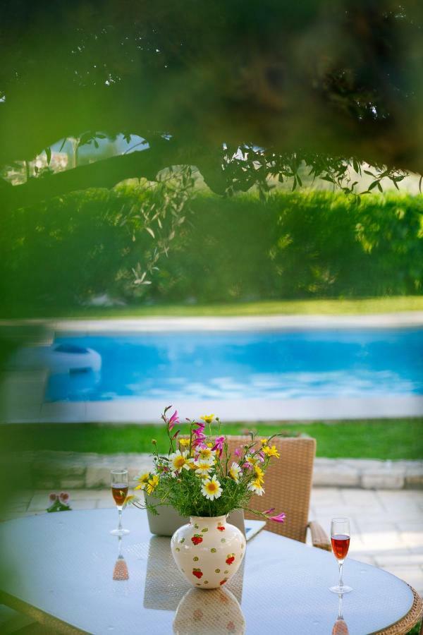 Lily'S Cottage Platanes  Ngoại thất bức ảnh
